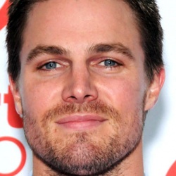 Stephen Amell