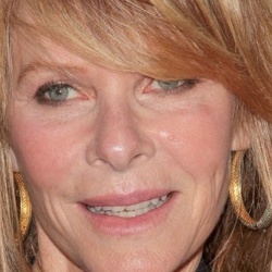 Kate Capshaw height is 5 feet 7 inches. 