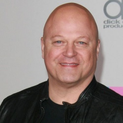 Michael Chiklis