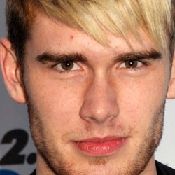 Colton Dixon