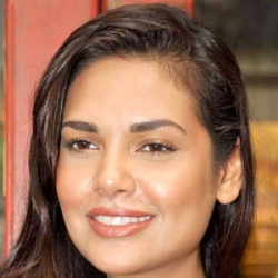 Esha Gupta Esha Gupta
