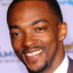 Anthony Mackie Height in feet/cm. How Tall