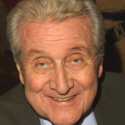 Patrick Macnee Patrick Macnee