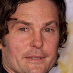 Henry Thomas