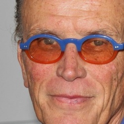 Peter Weller